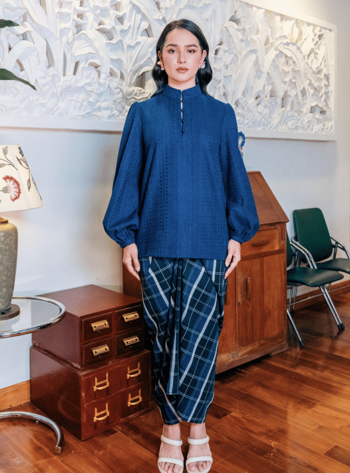 Bliss in Navy Blue