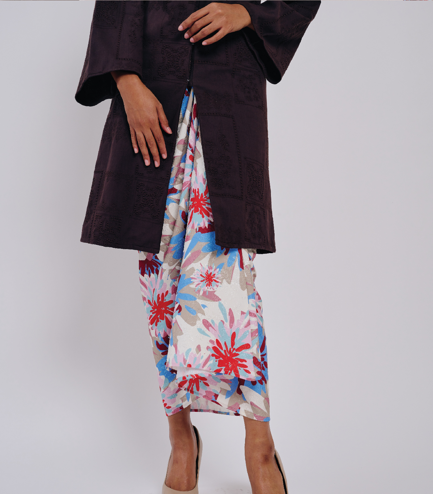 Pulang in Dark Brown - Image 4