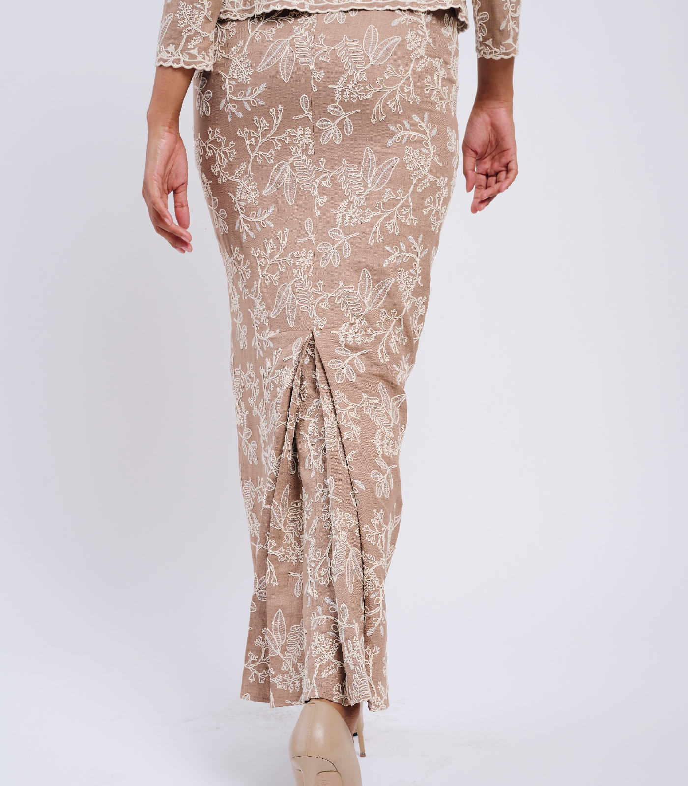 Ruma in Natural Brown - Image 6